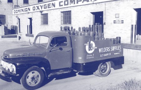 An old photo of a truck with Innovair branding.