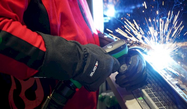 Industrial Hygienists On Managing Welding Fumes