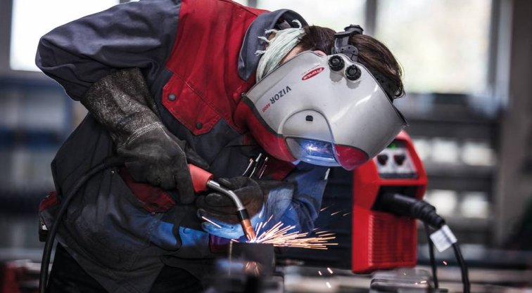 Transsteel 220i case study photo: a person welding.